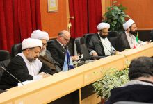 نشست مشترک جمعی از اساتید حوزه و دانشگاه به مناسبت سالروز وحدت حوزه و دانشگاه 
